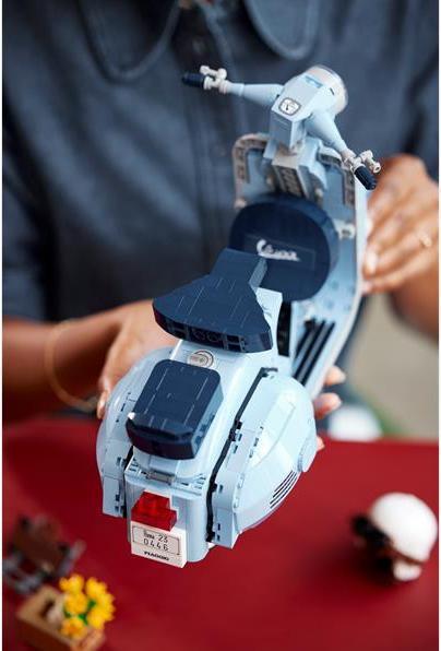Image du produit LEGO Vespa 125 (10298, LEGO Icons, LEGO difficiles à trouver)
