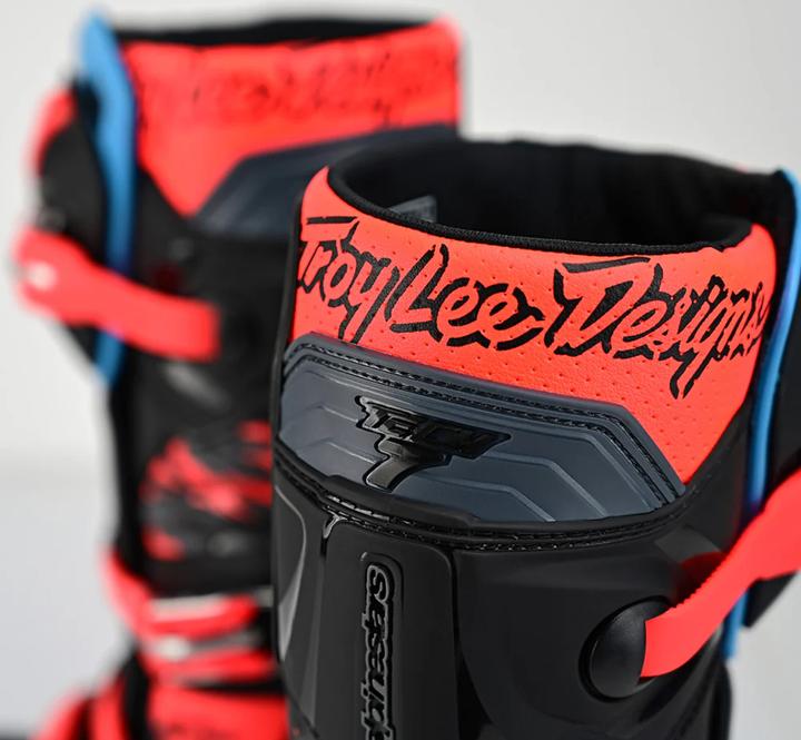 Actual product image Troy Lee Designs ALPINESTARS / TLD TECH 7 noir-rouge 42 (42)