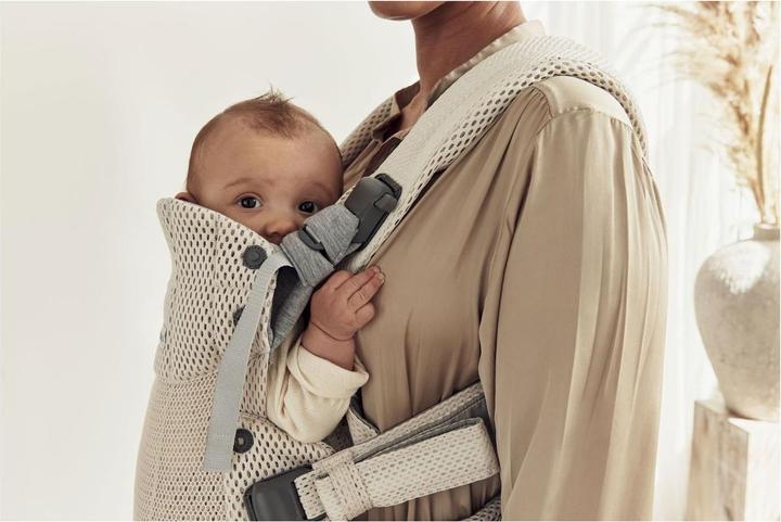 Produktbild BabyBjörn Tragesitz Harmony