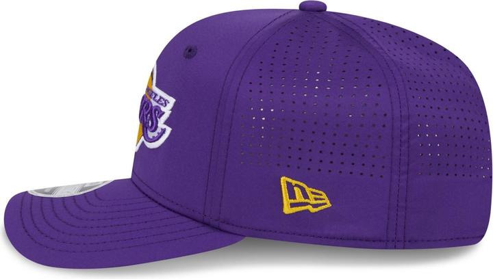 Actual product image New Era 9Seventy Stretch Cap PERFORMANCE Los Angeles Lakers