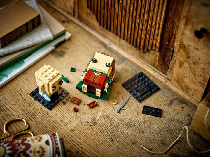 Produktbild LEGO Brickheadz Frodo & Gollum (40630, LEGO Brickheadz)