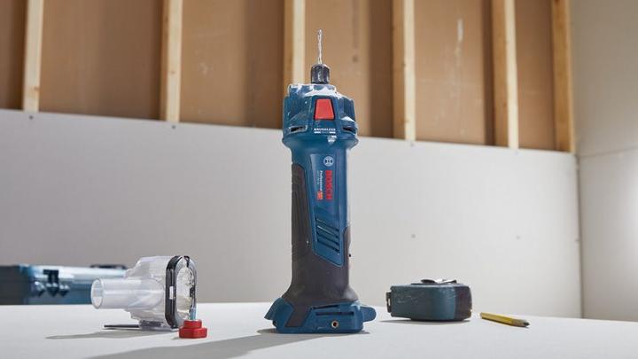 Immagine prodotto Bosch Professional GCU 18V-30 Strumento per ritagli di muro a secco (solo C)