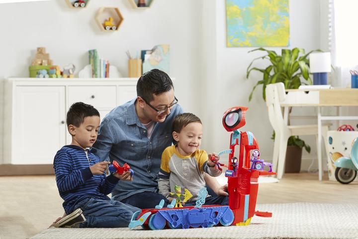 Immagine prodotto Hasbro Spidey 2in1 Ragno Bruco