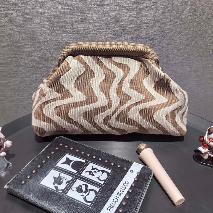 Actual product image Only-Bags.Store Gestrickte Polyester Kosmetiktasche, grosse Kapazität Streifenmuster, lässig vielseitig Zip Tasche