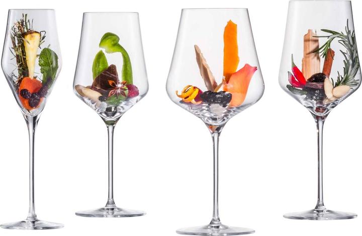 Produktbild Eisch Sky SensisPlus Champagnergläser inkl. Poliertuch (26 cl, 4 Gläser, Sektgläser)