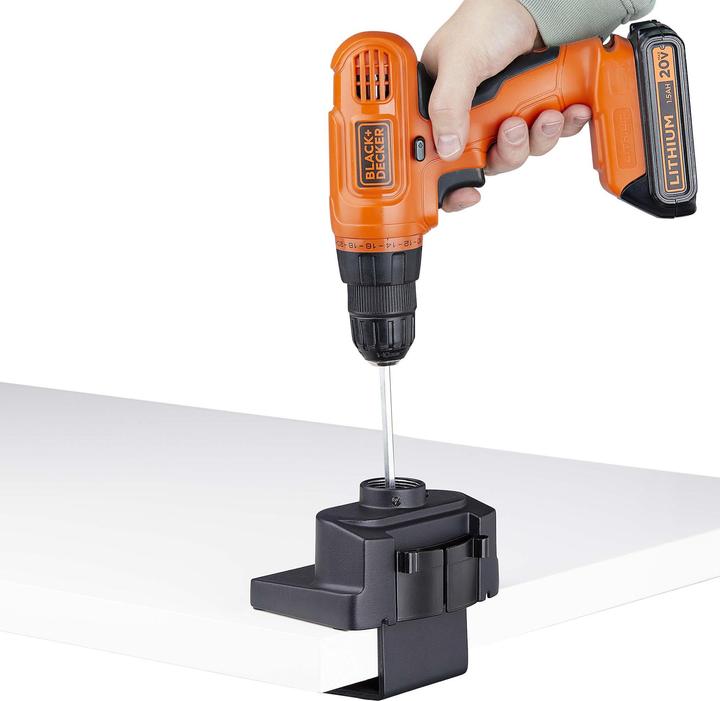Actual product image StarTech Triple Monitor Desk Mount (Table, 27")