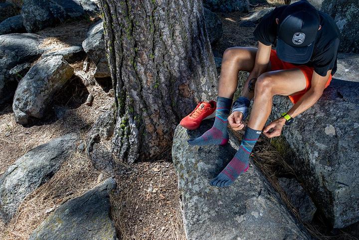 Actual product image Injinji Trail Crew Xtralife (L)