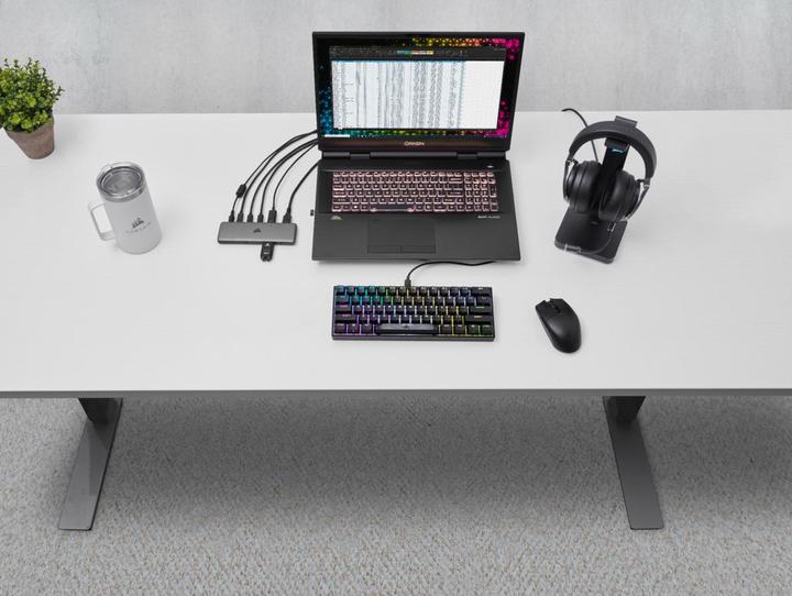 Actual product image Corsair USB 100 (USB-C, 4 Ports)