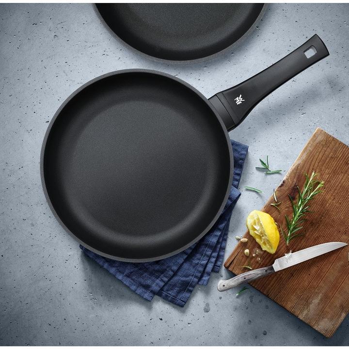 Actual product image WMF Handle pan PermaDur Excell (20 cm, Frying pan, Cast aluminium)