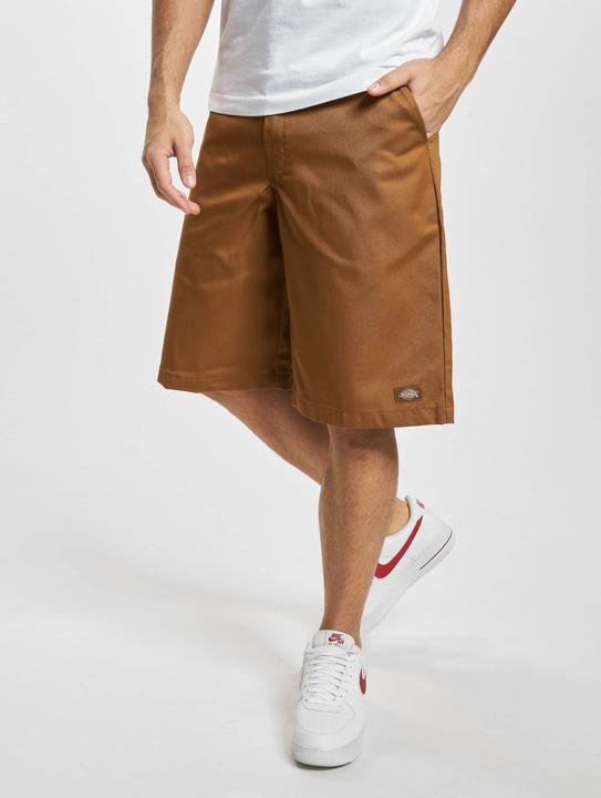 Actual product image Dickies The 13 Inch Multi Pocket short (33)