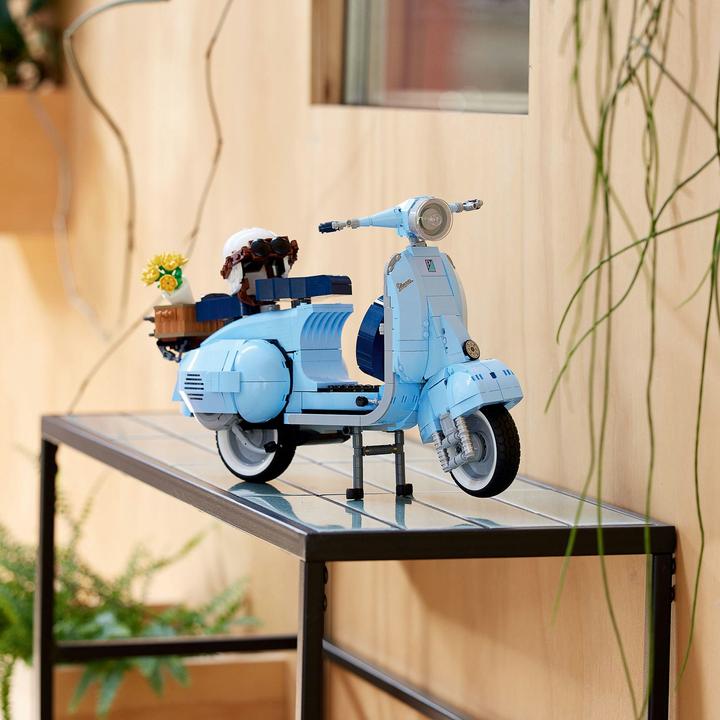 Image du produit LEGO Vespa 125 (10298, LEGO Icons, LEGO difficiles à trouver)