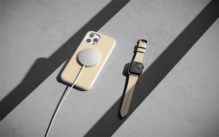 Actual product image Nomad Rugged Case Magsafe natural leather iPhone 12 Pro Max (Apple iPhone 12 Pro Max)