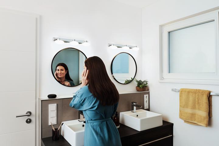 Image du produit Ledvance Smart+ wall Orbis Elypse IP44 TW 56 cm Chrome 3x5W 1500Lum (1500 lm)