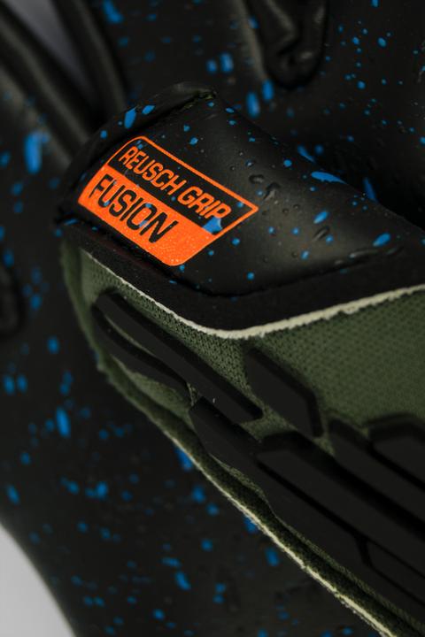 Produktbild Reusch Attrakt Freegel Fusion Goaliator Torwarthandschuh (8.5)