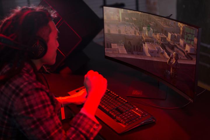 Produktbild HP Omen X 35 (3440 x 1440 Pixel, 35.03")