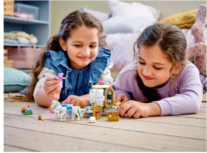 Image du produit LEGO Le carrosse royal de Cendrillon (43192, LEGO Disney)
