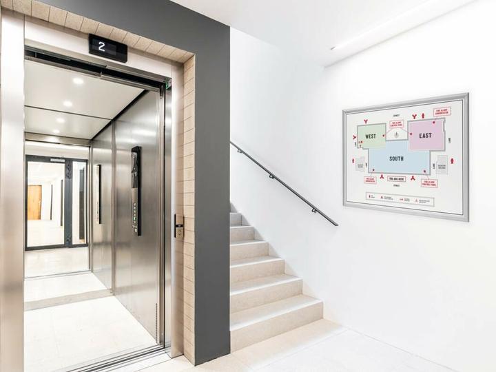 Produktbild Durable Klapprahmen Aluminium A1 silber