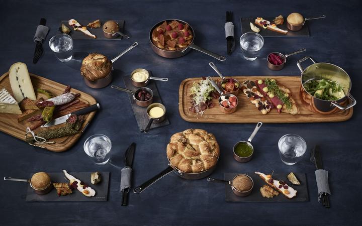 Produktbild Scanpan 3er-Set Kasserollen Maitre mit Schieferplatte (6 cm, Stielkasserolle, Kupfer, Edelstahl)