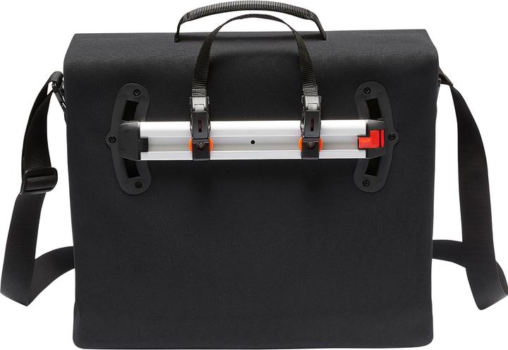 Actual product image Vaude Bayreuth IV (20 l, Luggage carrier bag)