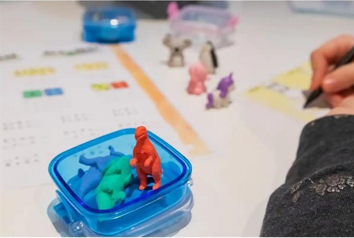 Produktbild Idena Radierer Dinosaurier 4er