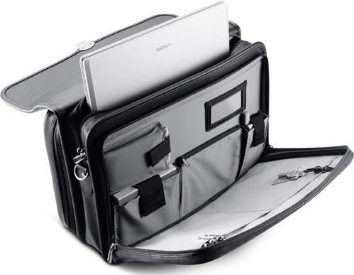 Produktbild Sony PCGE-CCL2 Notebook Ledertasche für bis zu 17" VAIO (17.30")