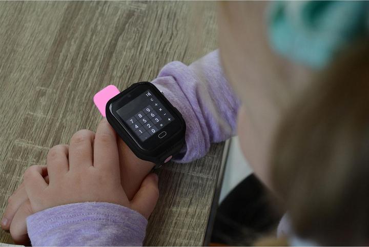 Image du produit Technaxx Montre intelligente pour enfants avec GPS, WLAN, 4G, bouton SOS (42 mm, 4G)