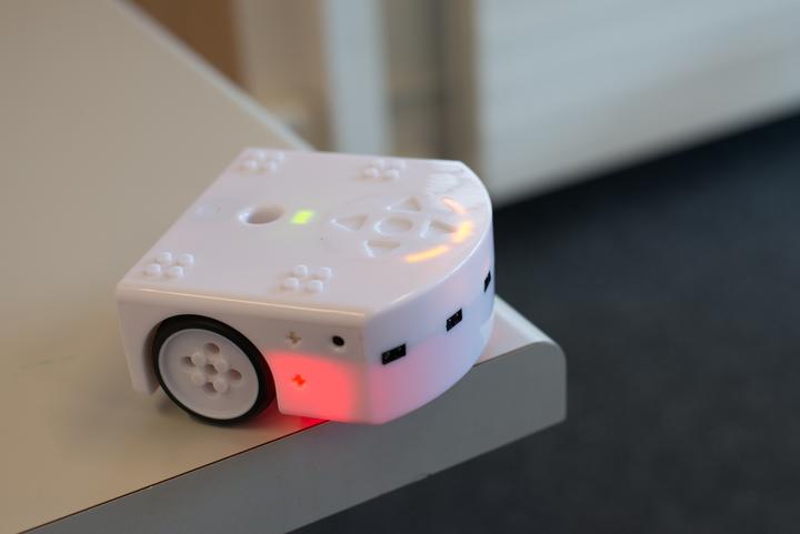 Actual product image Mobsya Wireless Thymio