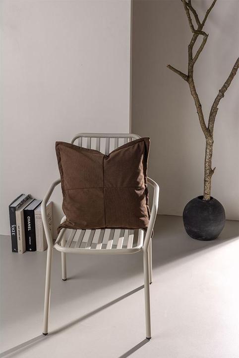 Actual product image Venture Home Lykke (50 x 50 cm)