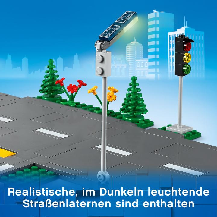 Actual product image LEGO Road intersection with traffic lights (60304, LEGO City)