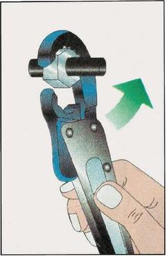 Actual product image Facom Openend ratchet ring wrench (10 mm)