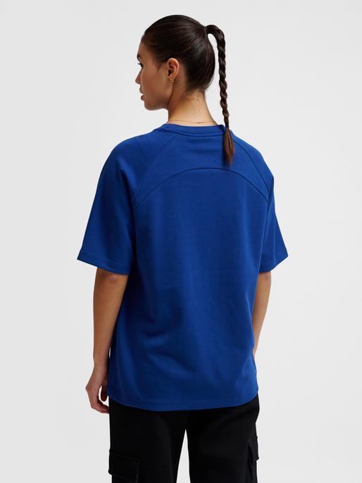 Actual product image hummel hml TECH LOOSE T-SHIRT (M)