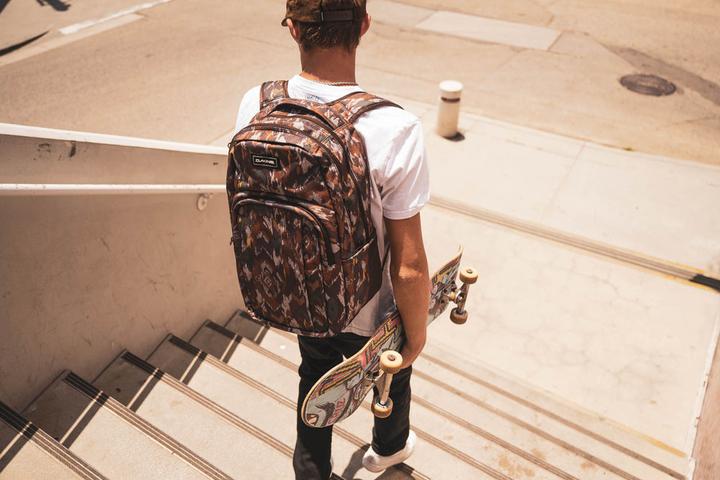 Actual product image Dakine Campus L 33 (33 l)