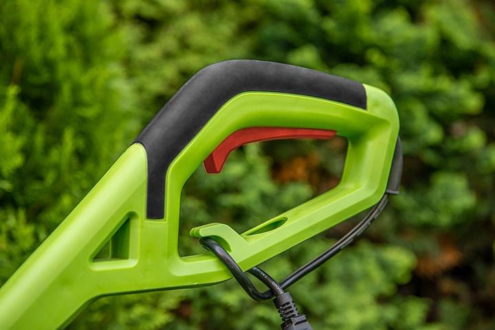 Actual product image Verto 52G551 Grass Trimmer 450W