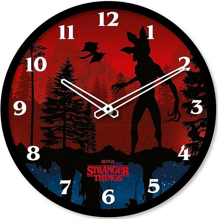 Produktbild Pyramid STRANGER THINGS 4 - Scène - Horloge en plastique diamètre 25cm (25 cm)