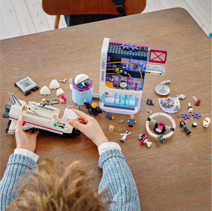 Actual product image LEGO Olivia's Space Academy (41713, LEGO Friends)
