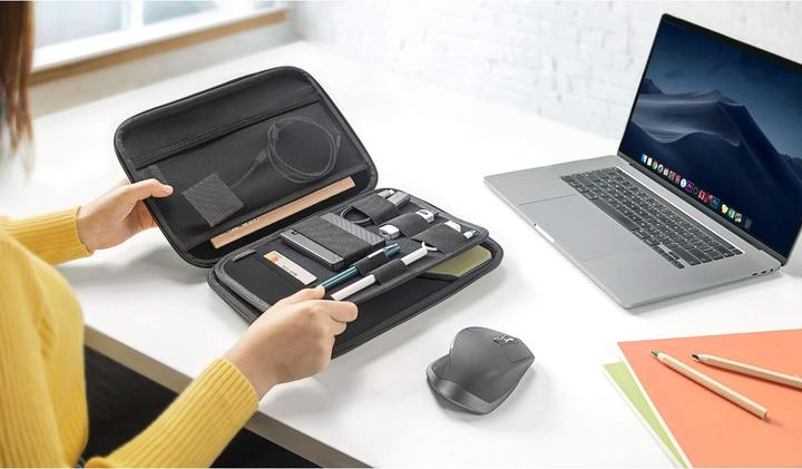 Produktbild tomtoc Smart A06 (9.7-11") Tablet Case (Microsoft Surface Go, iPad Air, iPad Pro 10.5 2017 (1. Gen), iPad Pro 11 2018 (1. Gen), iPad Pro 11 2020 (2. Gen), iPad Air 2020 (4. Gen), iPad Air 2022 (5. Gen))