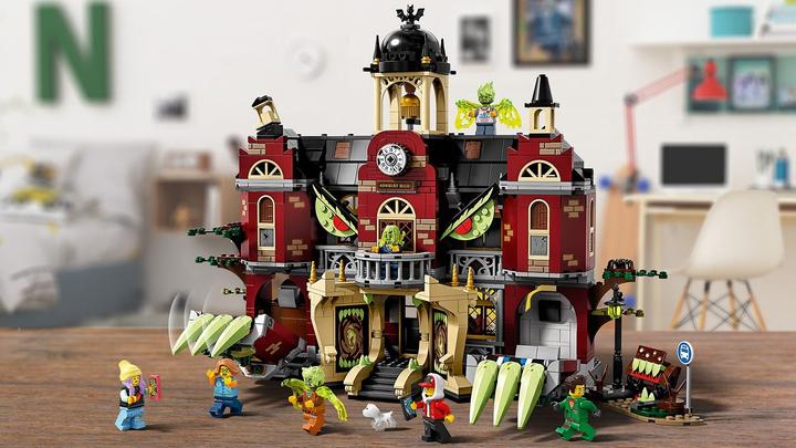 Image du produit LEGO L'école hantée de Newbury (70425, LEGO Hidden Side)