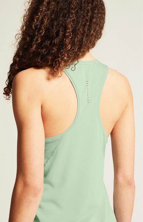 Actual product image Craft Women's Adv Essence Singlet 2 (XL)
