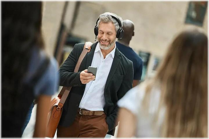 Produktbild Jabra Evolve2 75 MS Stereo + Ladestation (Kabellos, USB-C)