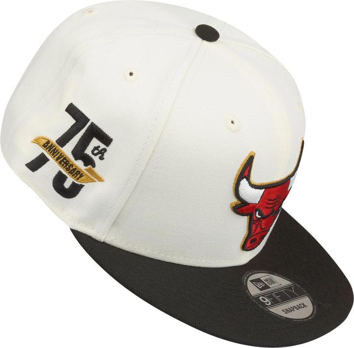 Actual product image New Era 9Fifty Anniversary Chicago Bulls Chrome