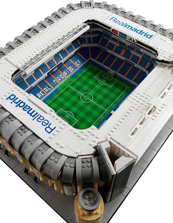 Actual product image LEGO Real Madrid - Santiago Bernabéu Stadium (10299, LEGO Icons, LEGO Rare Sets)