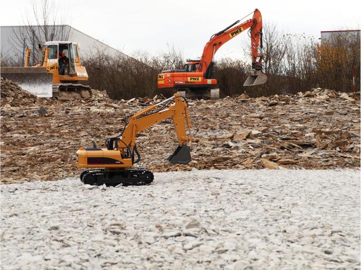 Produktbild Amewi Bagger mit Metallschaufel (RTR Ready-to-Run)