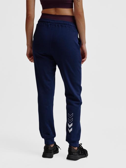 Actual product image hummel Hmlelemental Regular Pants Woman (XS)