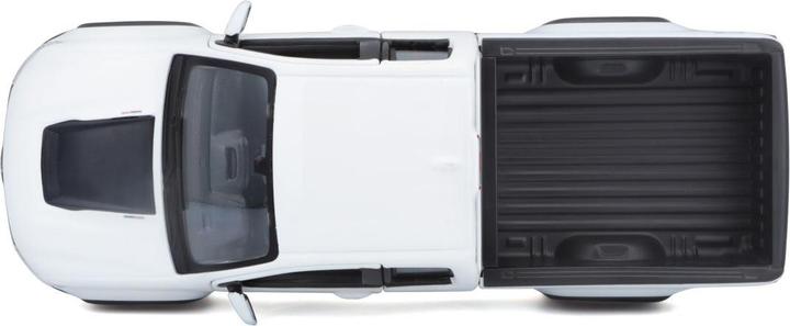 Actual product image Maisto Chevrolet Colorado ZR2 1/24 white