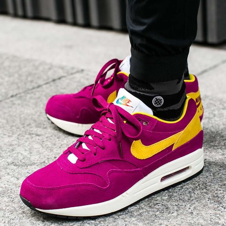 Produktbild Nike Air Max 1 Premium (43)