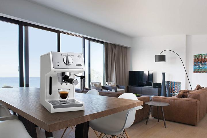 Actual product image De'Longhi Active Line