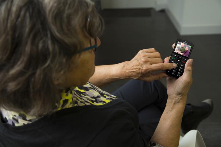 Produktbild Fysic F10 - Eenvoudige Mobiele Telefoon voor Senioren met SOS Paniekknop - Zwart (2.20", 4G)