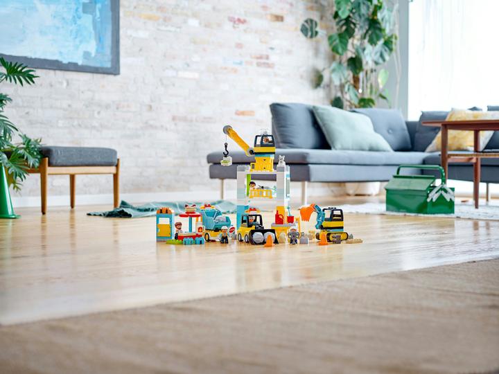 Produktbild LEGO Grosse Baustelle mit Licht und Ton (10933)