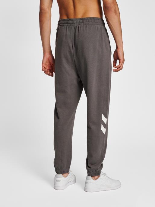Actual product image hummel Legacy Regular Pants (XS)
