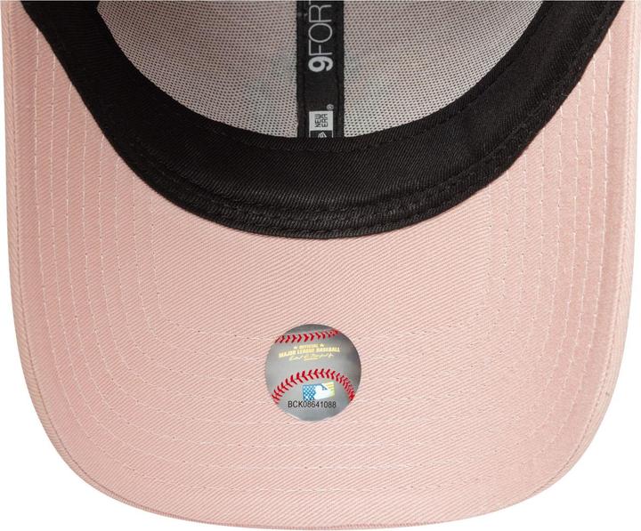 Actual product image New Era 9Forty Damen Cap - New York Yankees Rosa Pink Sky